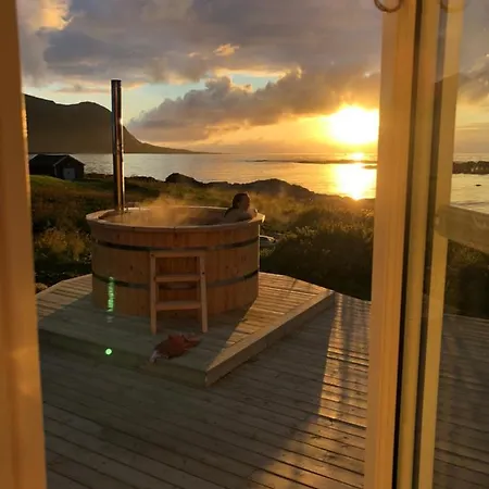 Vakantiehuis Brand New In Lofoten With Private Beach *